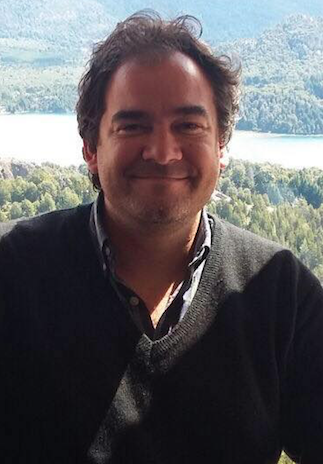 Juan E. Santarcangelo